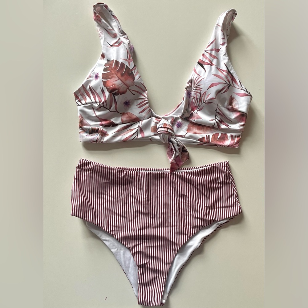 Shein bikini. Size 1XL